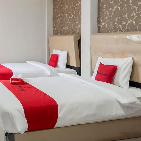 Reddoorz Near Grand City Mall 2 Surabaya Luaran gambar