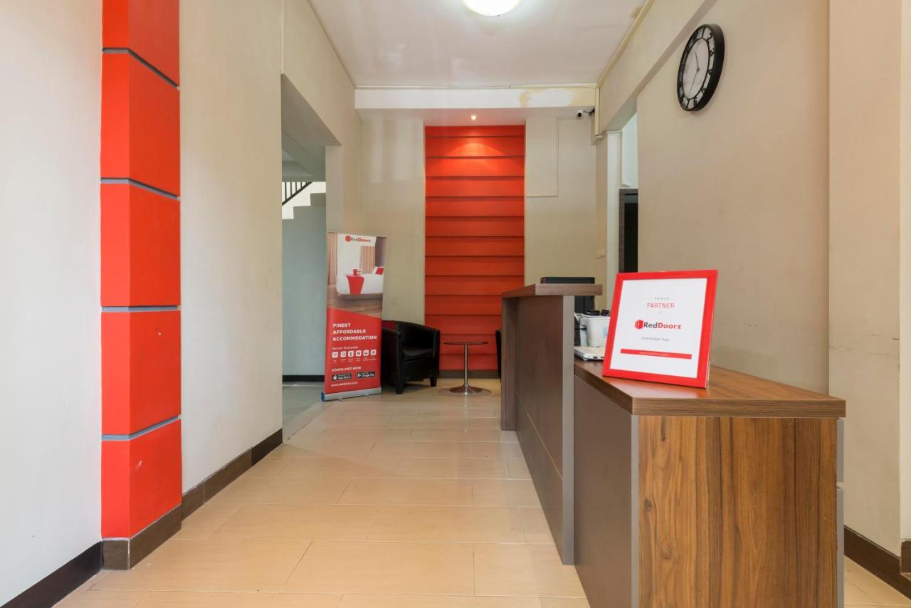 Reddoorz Near Grand City Mall 2 Surabaya Luaran gambar